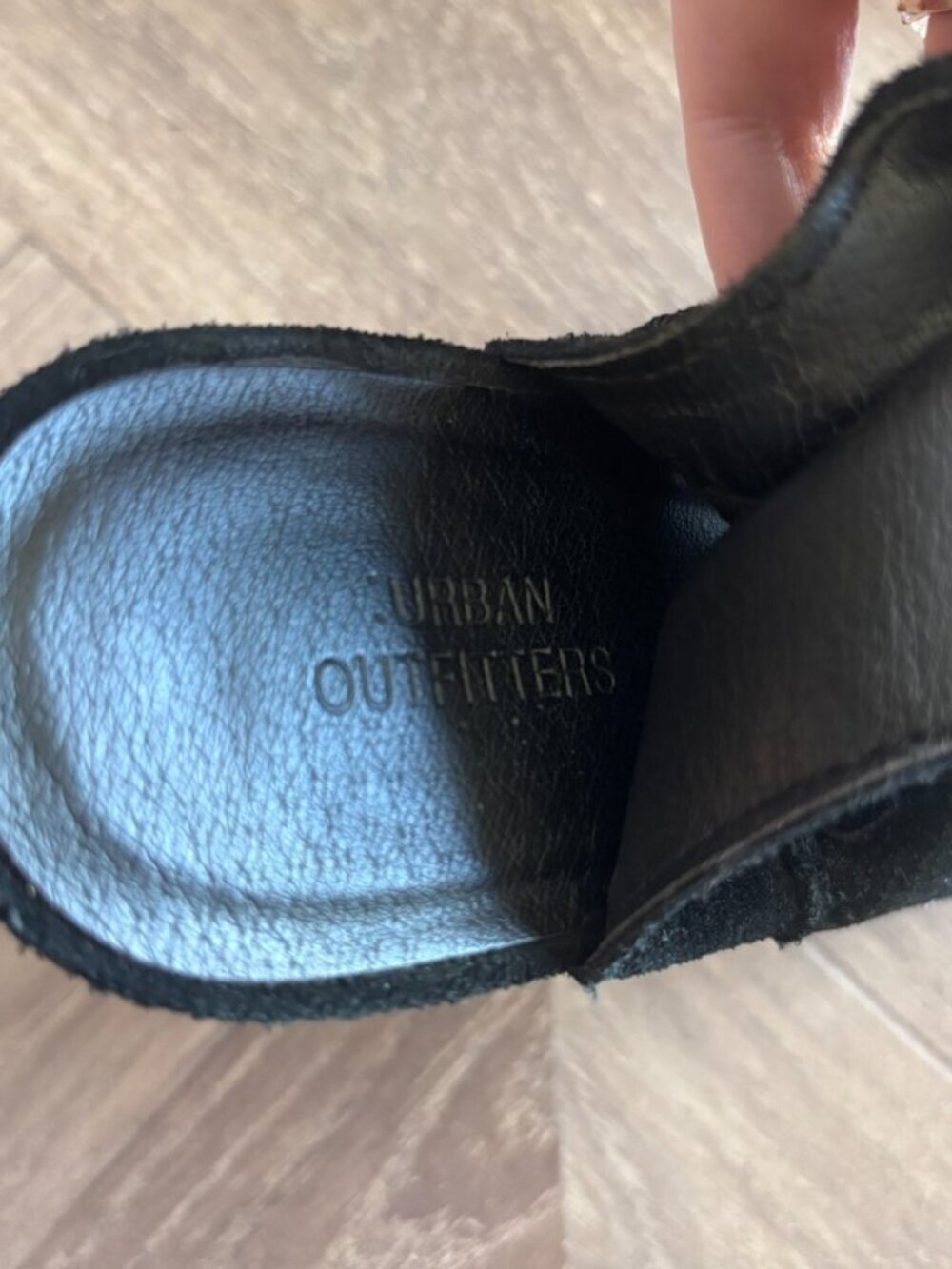 Urban Outfitters Black Genuine Suede Peep Toe Booties - Picture 7 of 8